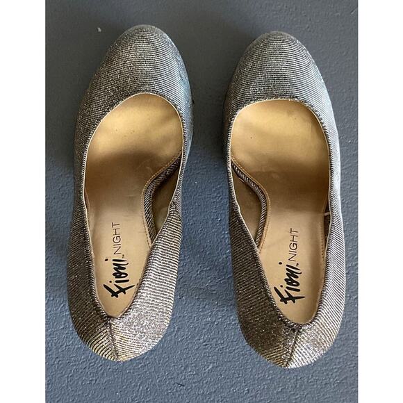 Fiona Night Sparkle Silver and Gold  Pumps Heels Stilettos, Sz 8 - Picture 5 of 6